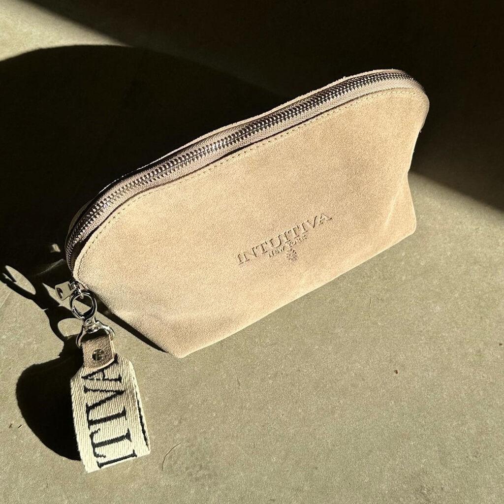 Intuitiva Ženski neseser Suede Travel, Roze