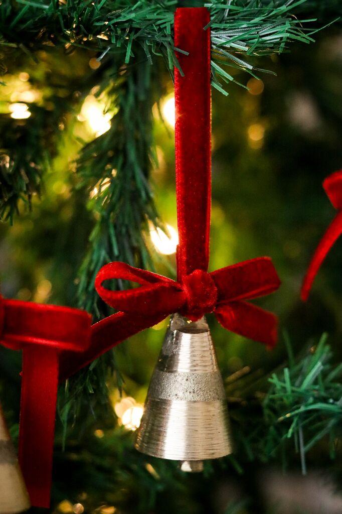 Aberto Design novogodišnja dekoracija BSY233, srebrne boje