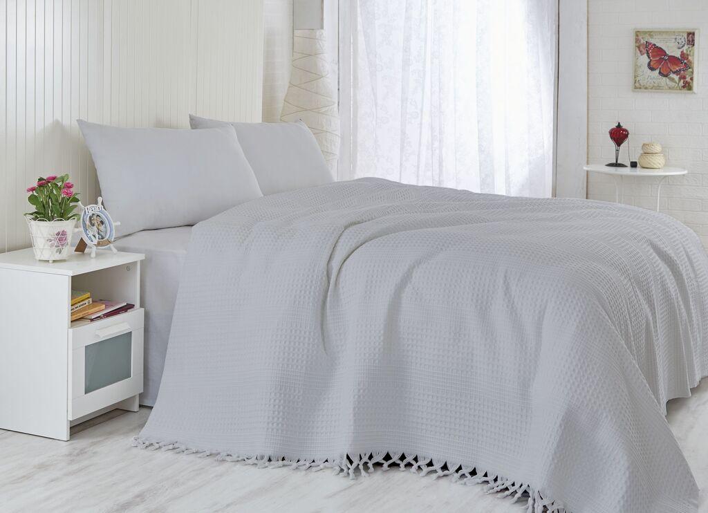 L'essentiel Maison Prekrivač za krevet, 220x240 cm, svijetlo siva