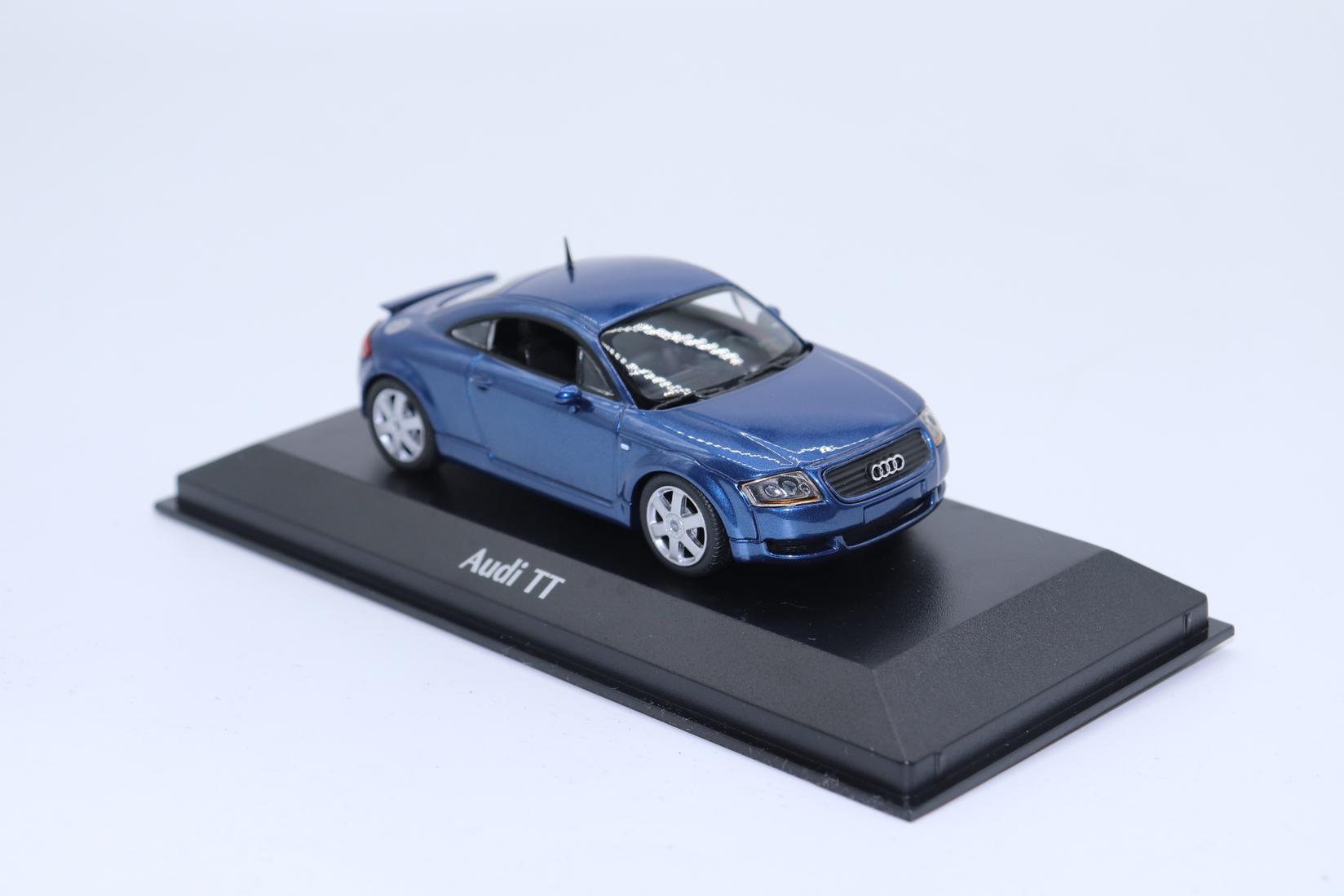 Maxichamps Kolekcionarski autić Audi TT 1998, Tamnoplavi