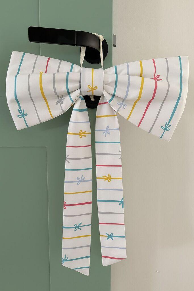 Aberto Design Dekorativna mašna za vrata, bijela