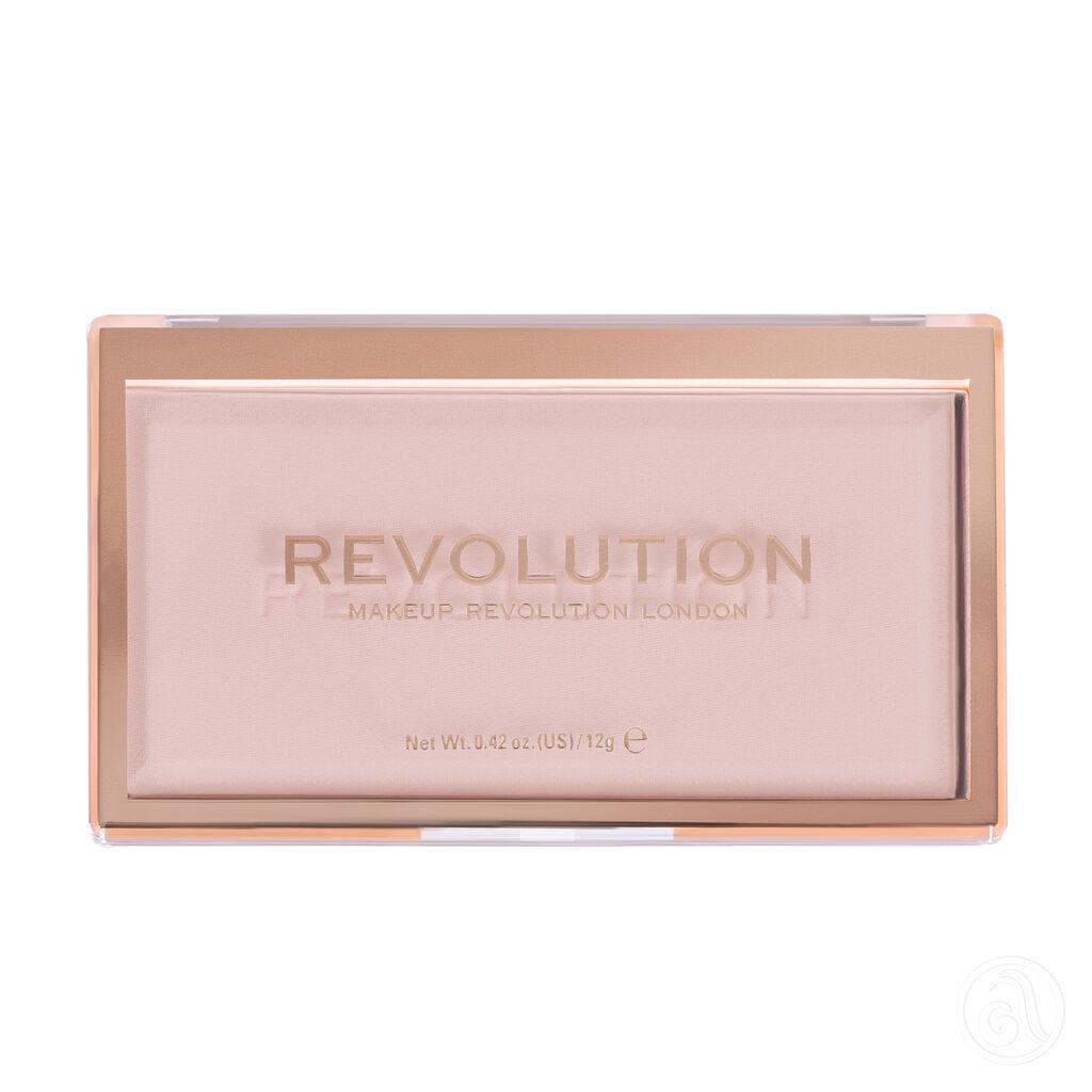 Revolution Mat puder Matte Base, P3, 12 g