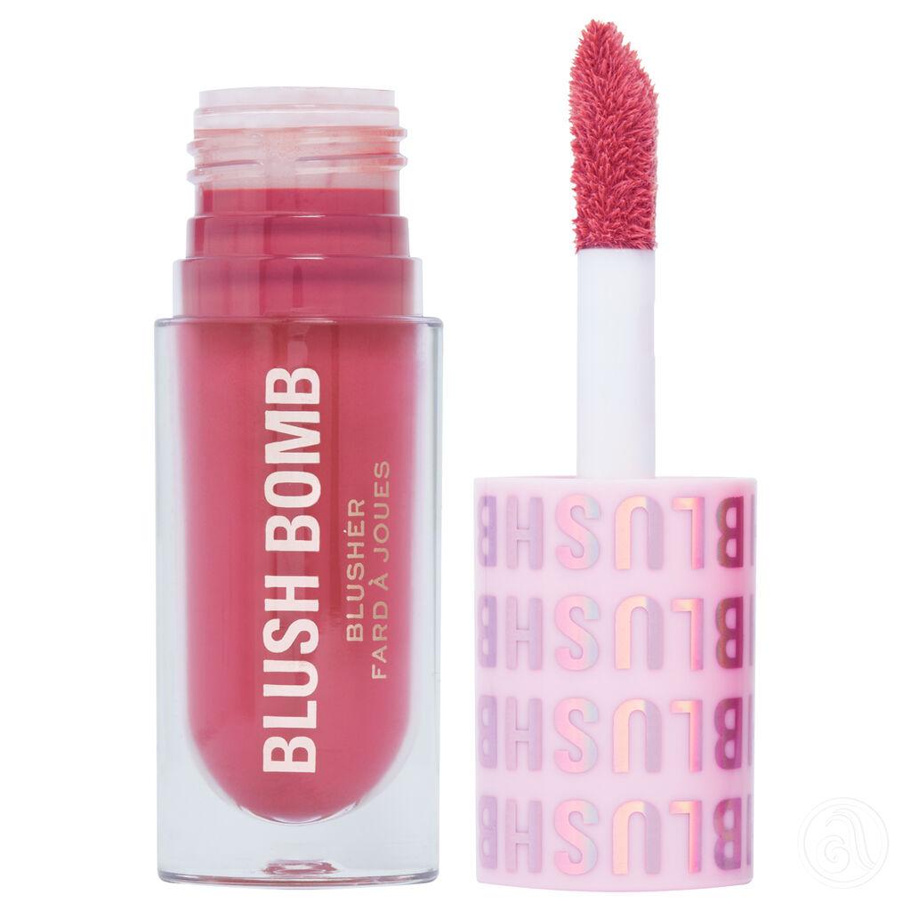 Makeup Revolution Tečno rumenilo Y2K Baby Blush Bomb That's Cute Pink, 4.5 ml