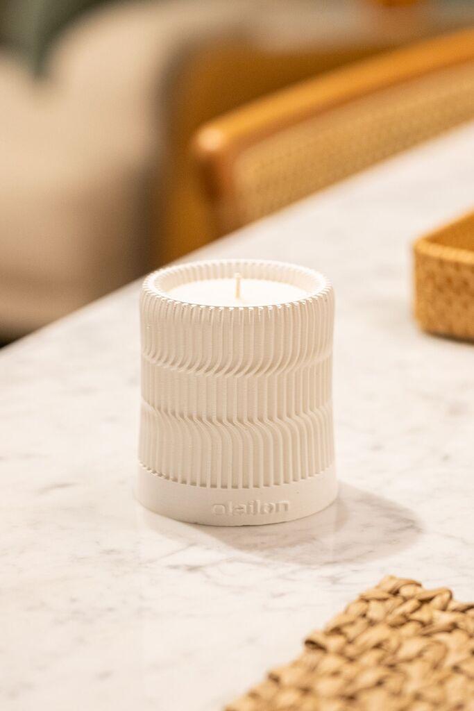 Aberto Design mirisna svijeća nazubljena, bež