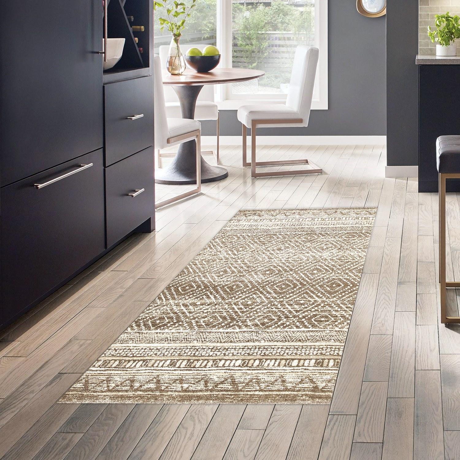 Conceptum Hypnose tepih 80x120cm braon