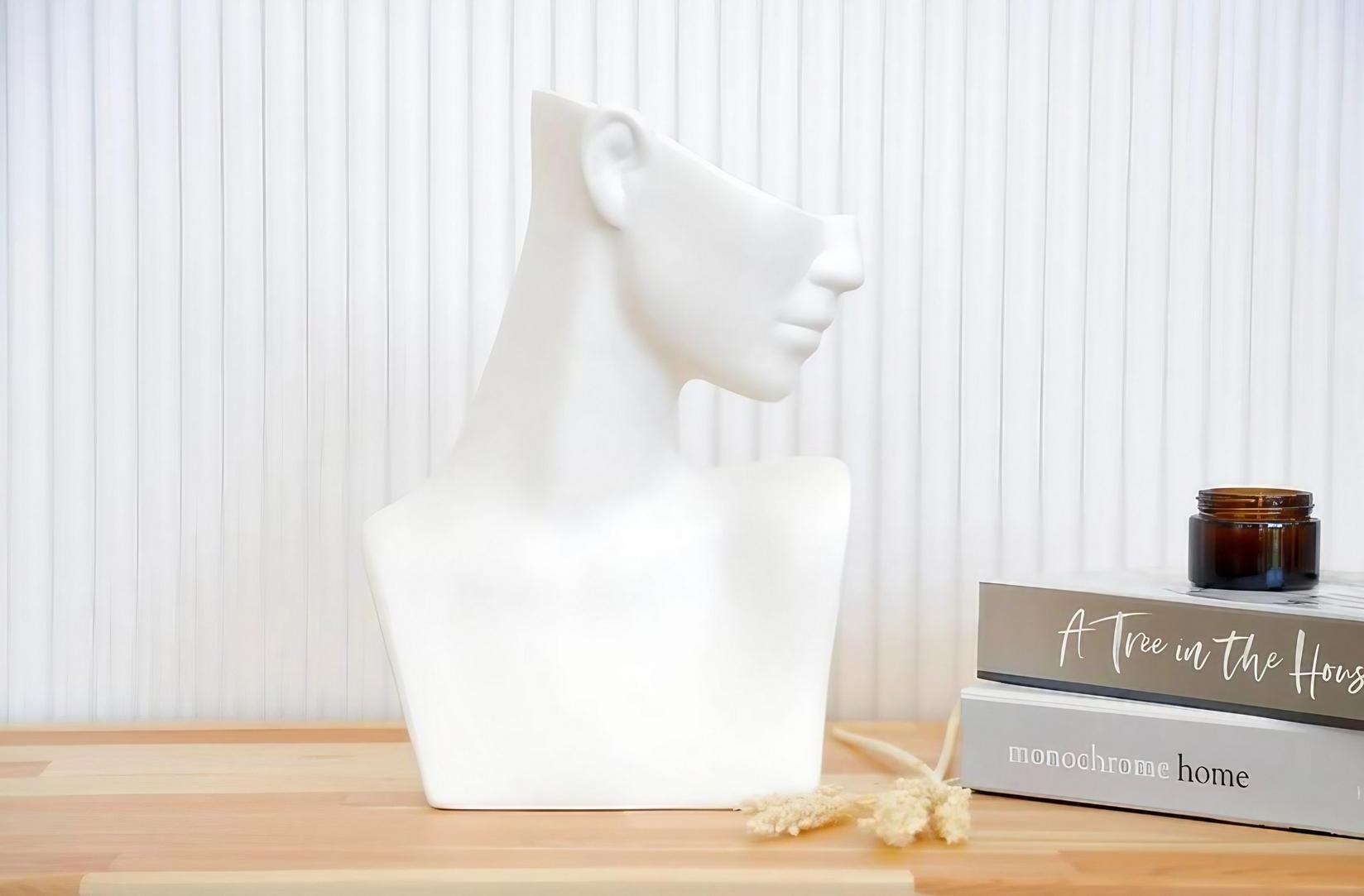 Aberto Design Dekorativna figura CY0173, 22x12x32 cm, Bijela