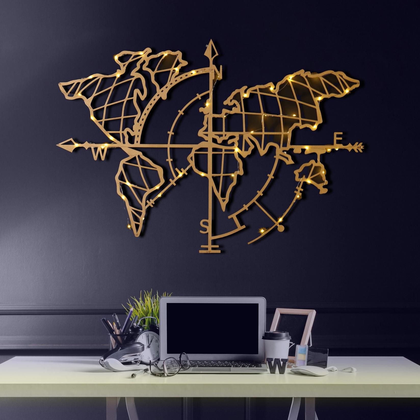 Wallity Zidna dekoracija Svjetska mapa Kompas LED, 65x95 cm 2 mm, Zlatne boje