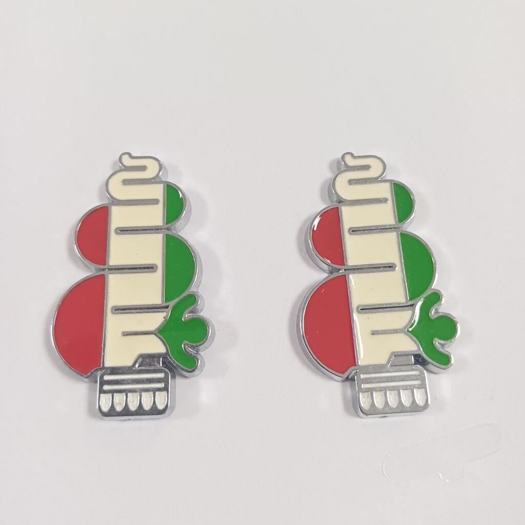 ASY Metalna oznaka Alfa Romeo, Bočna, 45x30mm, 2 Komada