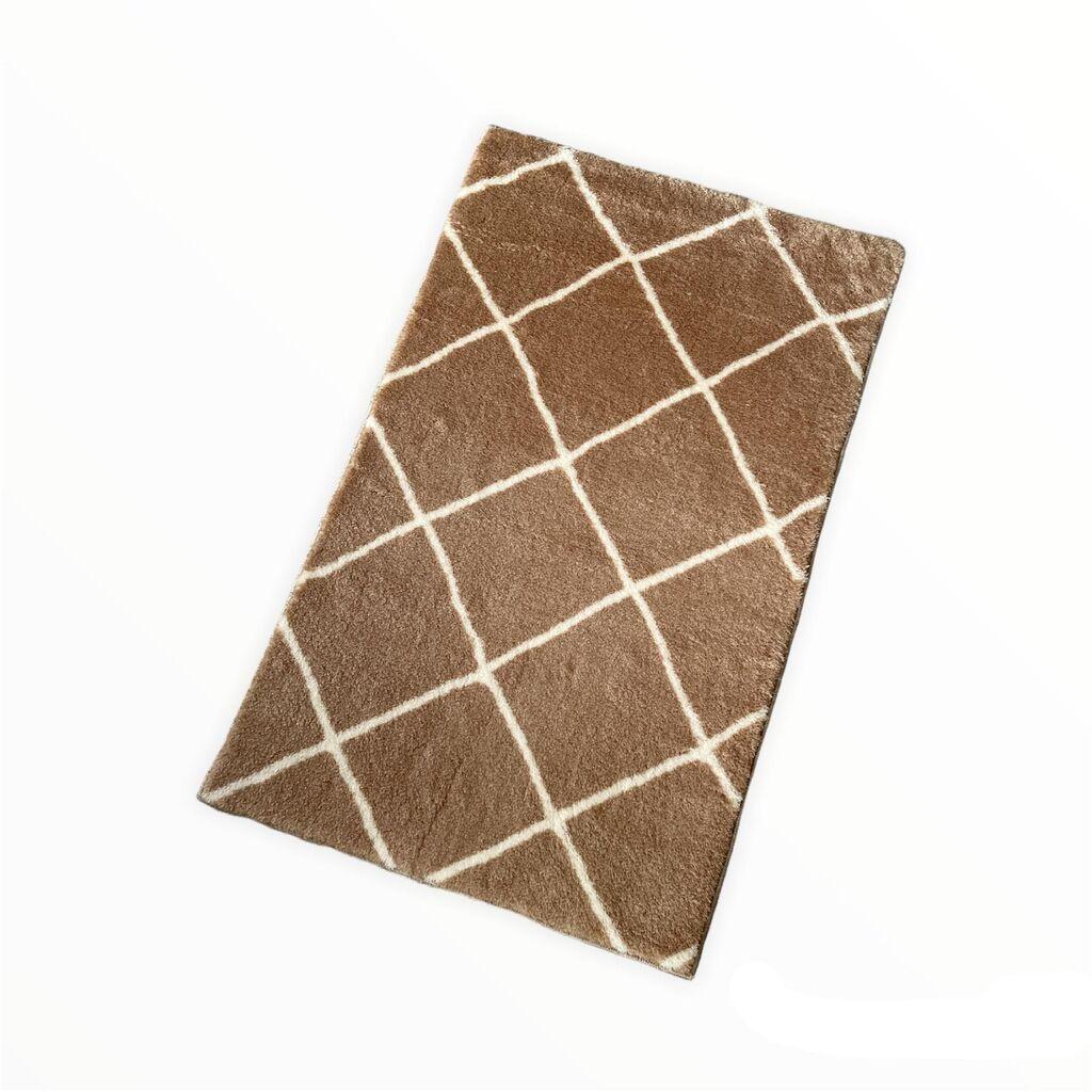 Conceptum Hypnose Carpet Diamond 50 x 80cm, braon