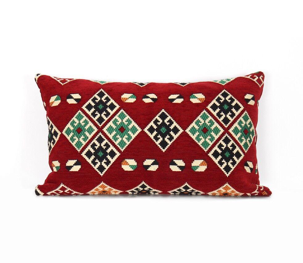 Aberto Design Esmeli v4 Crveni ukrasni jastuk, 58 x 33 cm, Šareni