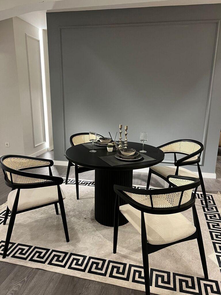 Hanah Home Moon trpezarijski sto i stolice, 100x75x100 cm, 4 stolice, Crno-bijela