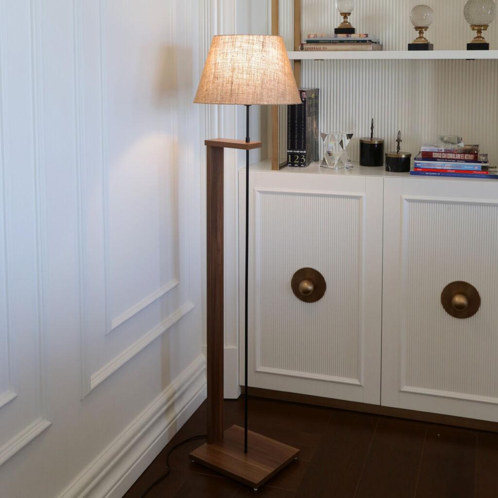 Opviq podna lampa Ayd 3128, smeđa