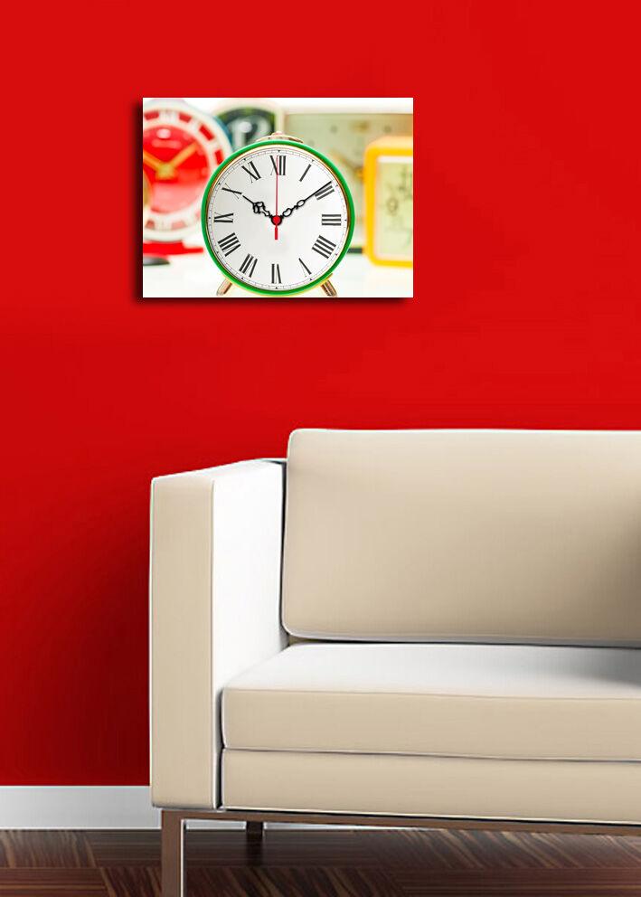 Zidni sat Wallity 3040CS-86, 30x40 cm