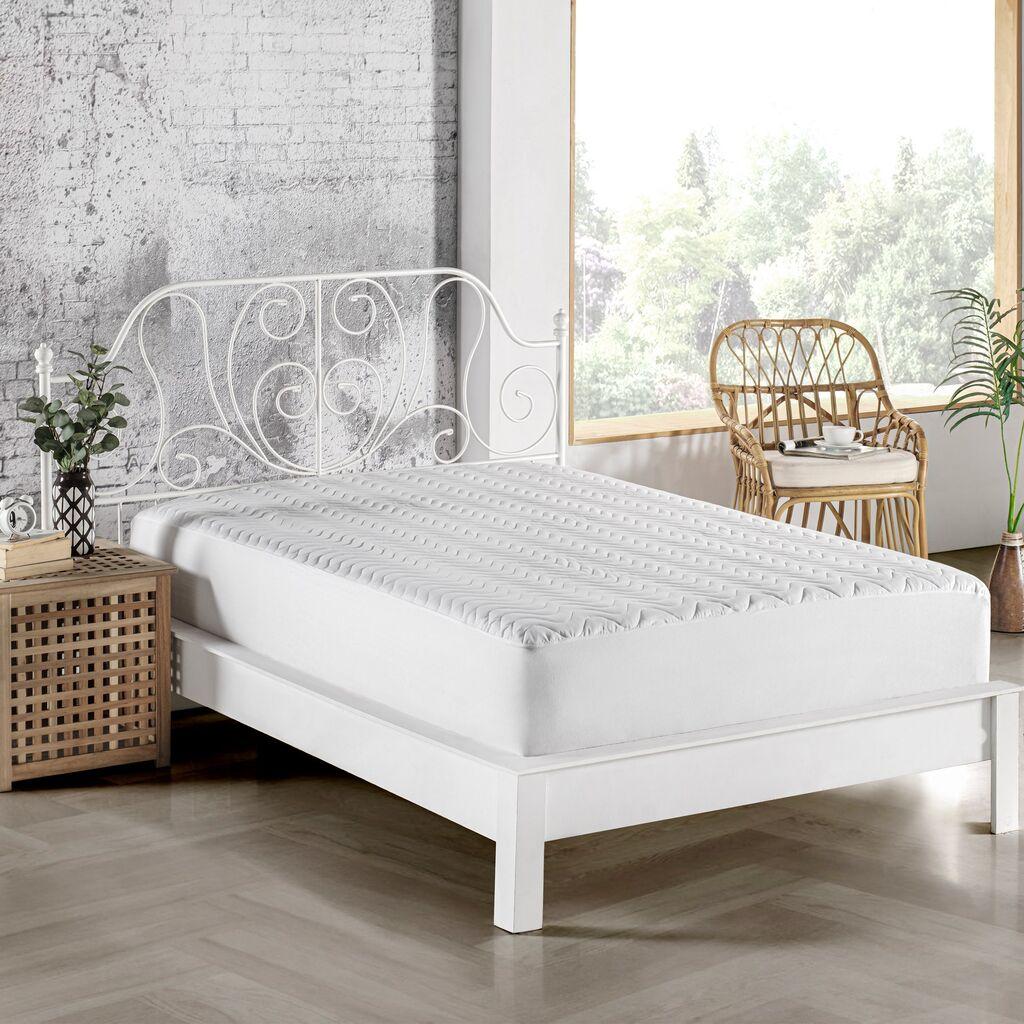 L'essentiel Maison Quilted Fitted Alez Navlaka za krevet, 180x200