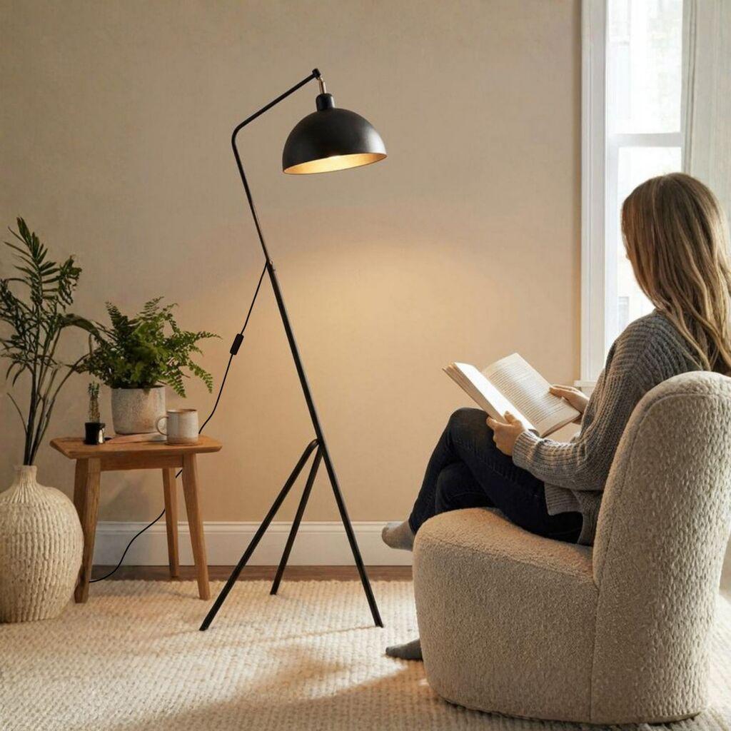 Opviq podna lampa, crna