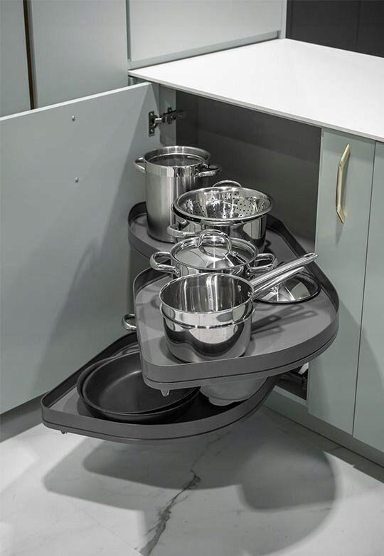 Ugaona kuhinjska apoteka, Siva