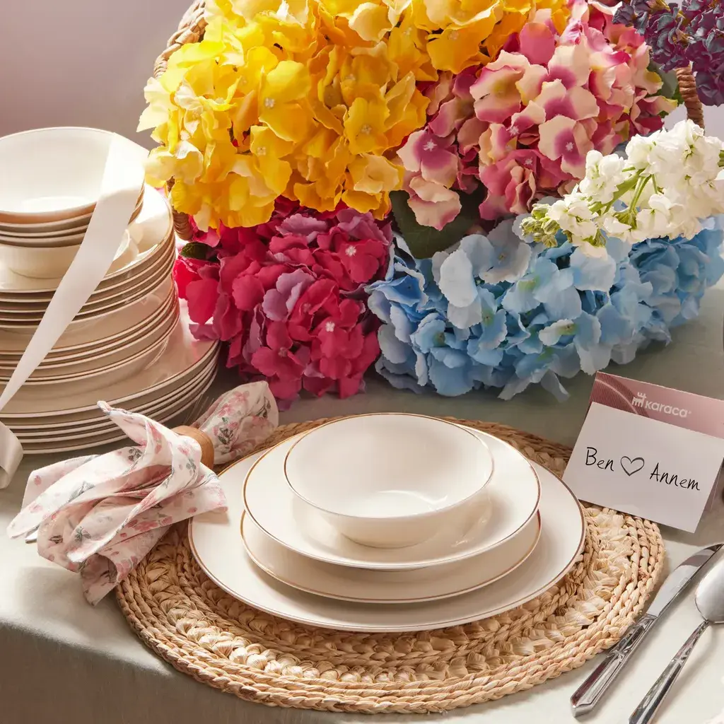 Set za ručavanje Karaca Rebeca, 18 kom