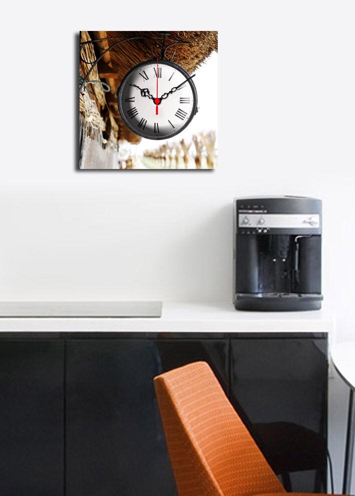 Zidni sat Wallity 2828CS-7, 28x28 cm