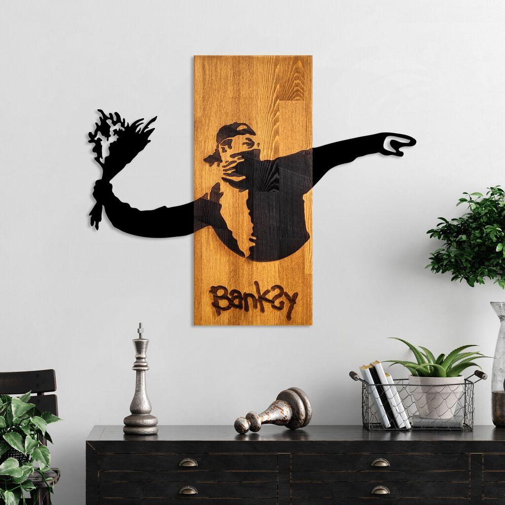 Zidna dekoracija Banksy - Bacač cvijeća, 69x58x3 cm, Crna