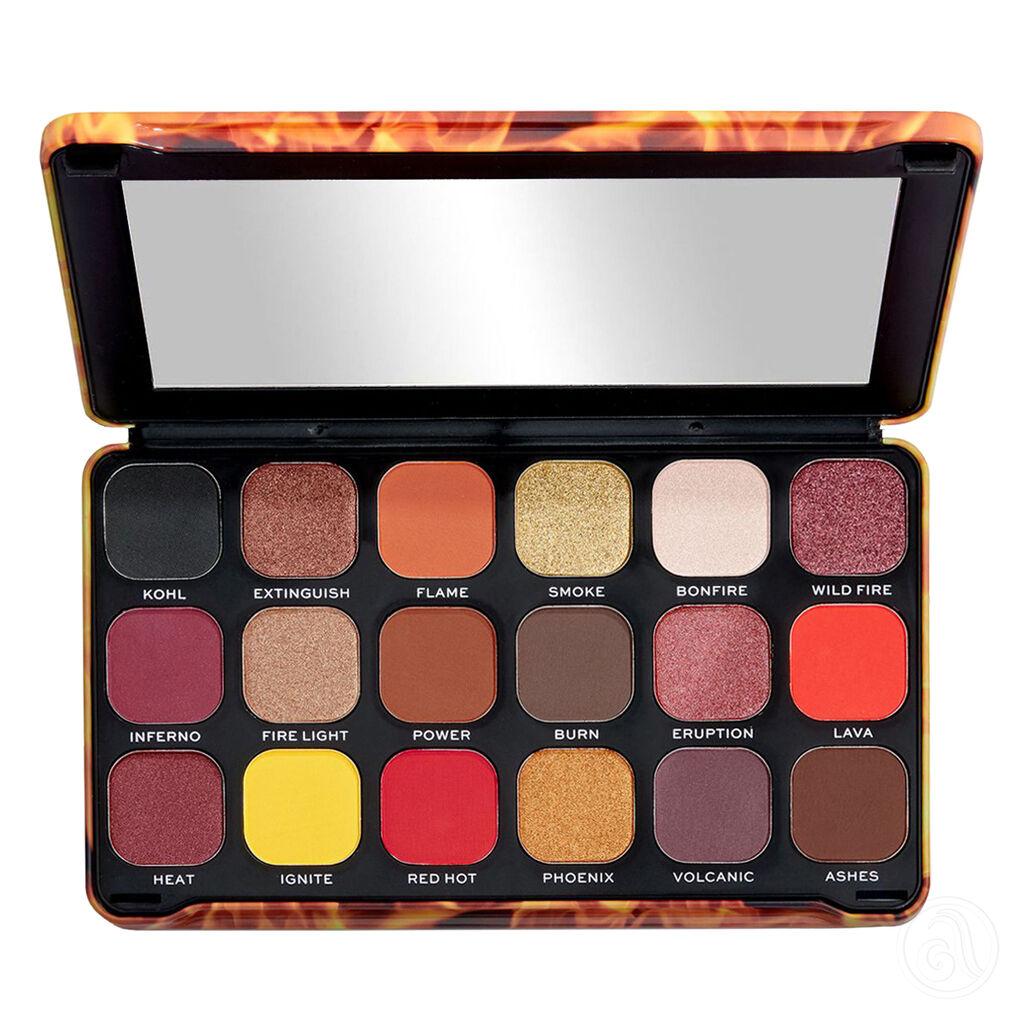 Makeup Revolution Paleta sjenila Forever Fire, 19.8g