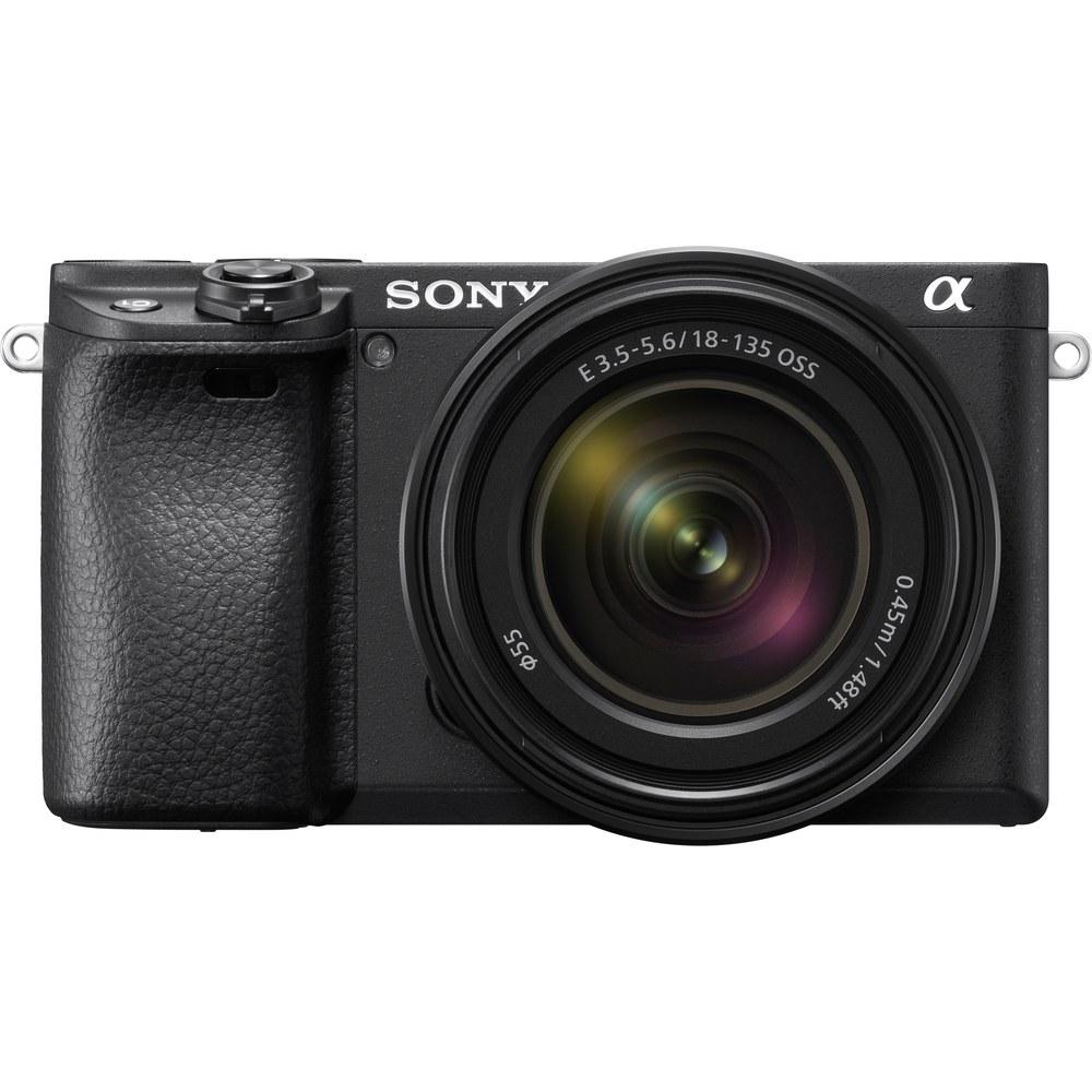 Sony Kamera sa objektivom Alpha 6400, E mount,18-135mm objektiv, 4K UHD, CMOS, Crna