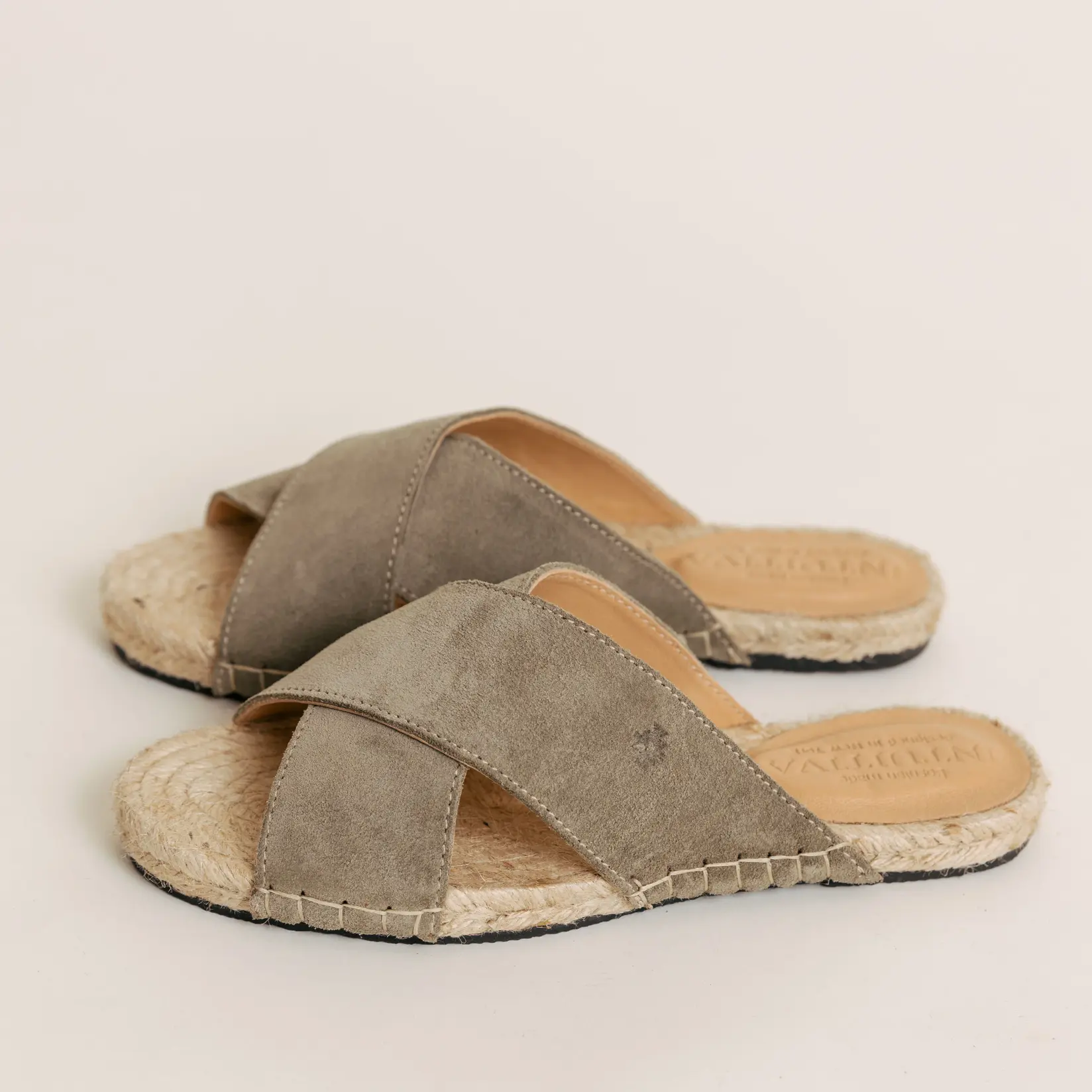 Intuitiva Ženske papuče Nomad, Antilop, Maslinaste