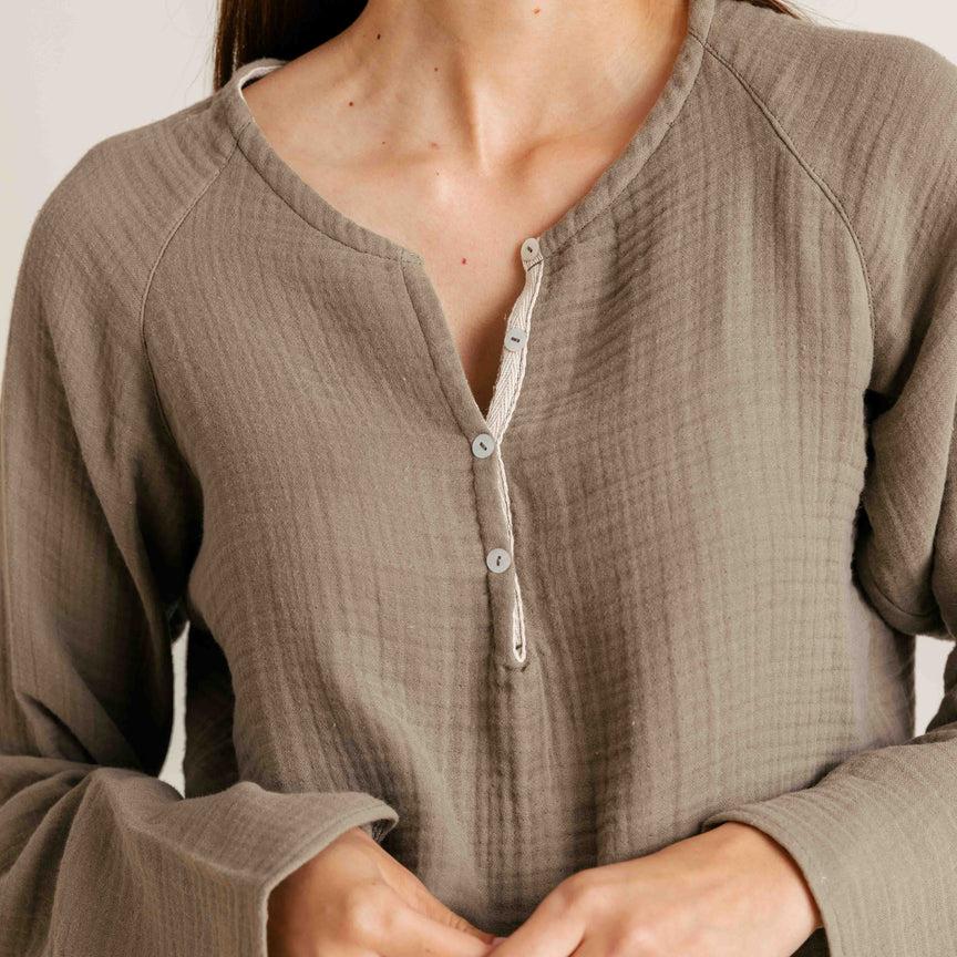 Intuitiva Ženska majica Resort Yogi, Maslinasta