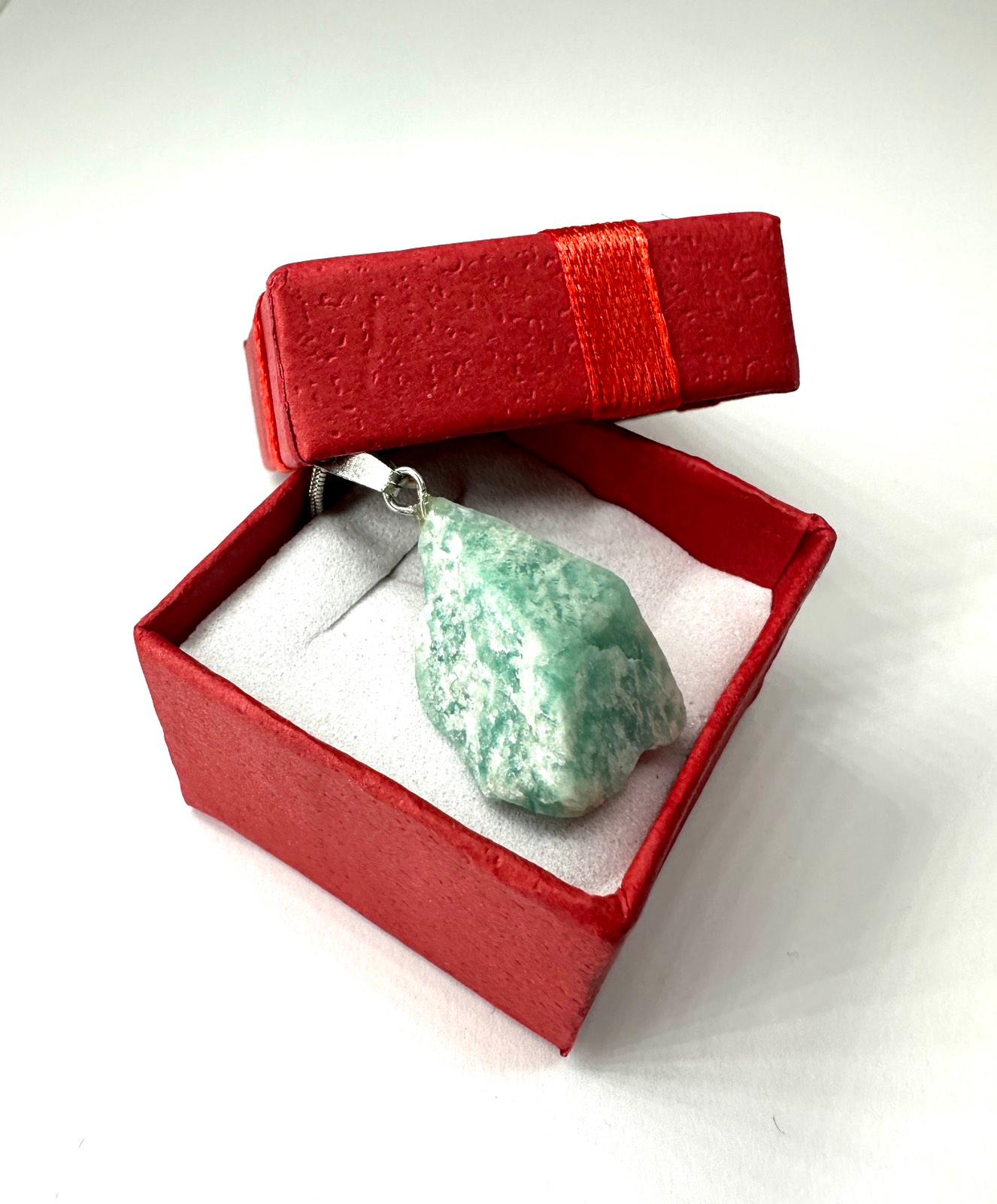 Ogrlica sa sirovim amazonitom