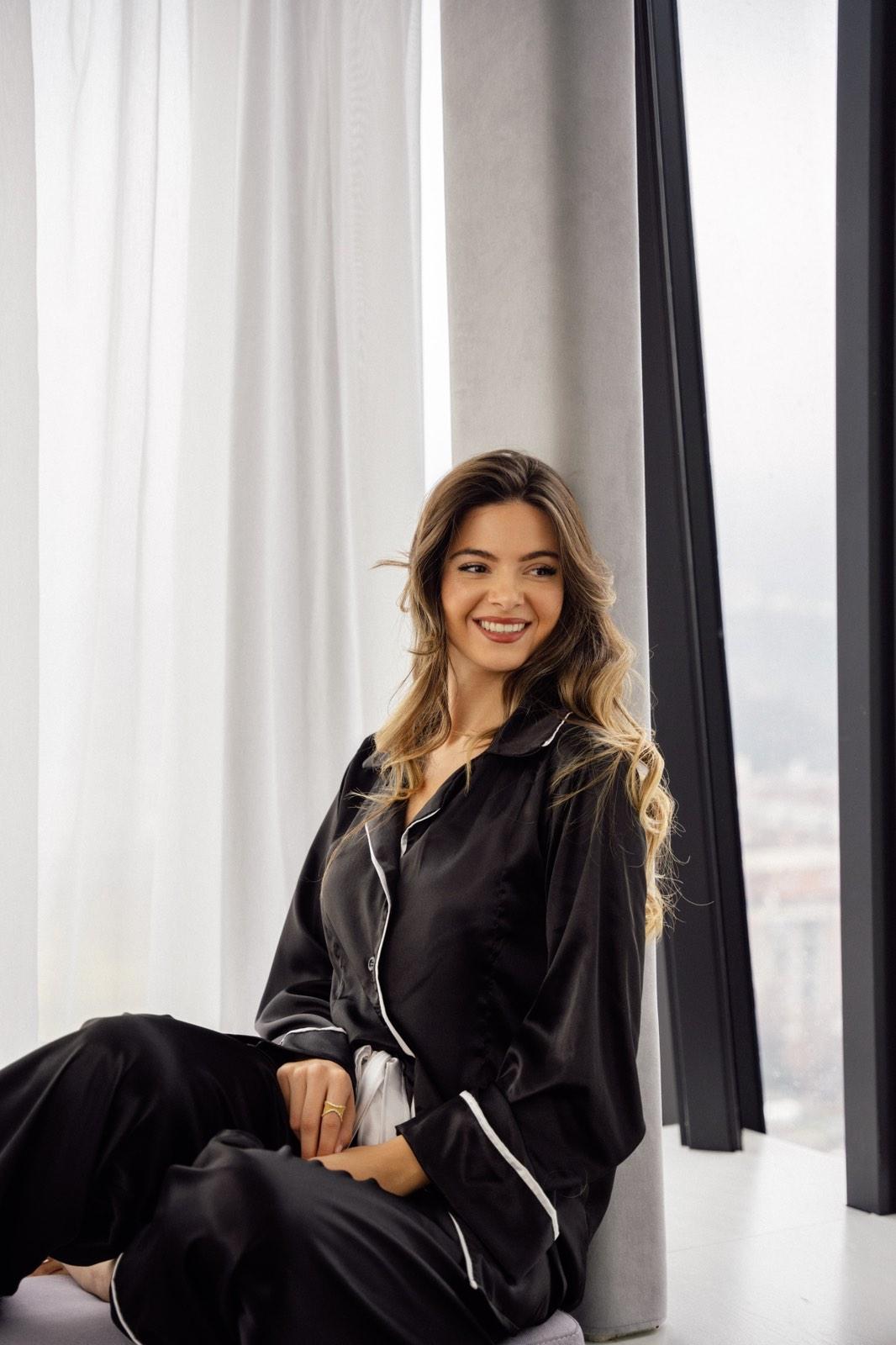 Tintilintić Pidžama Ria, Crna