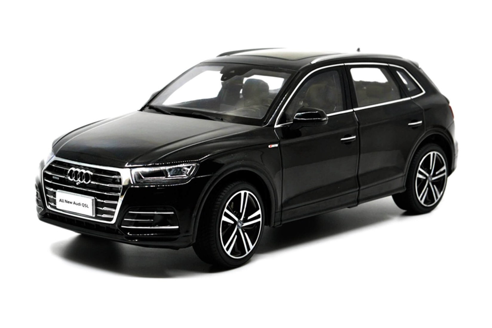 PAUDI Kolekcionarski autić Audi Q5 2018, Crni