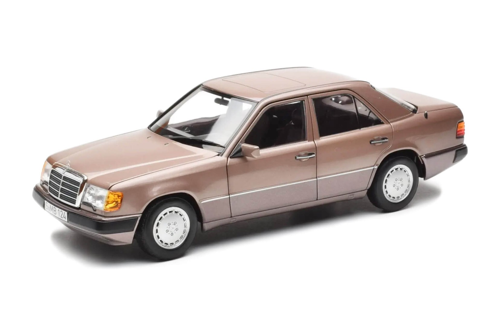 Norev Kolekcionarski autić Mercedes Benz W124 230E 1990, Bronzane boje