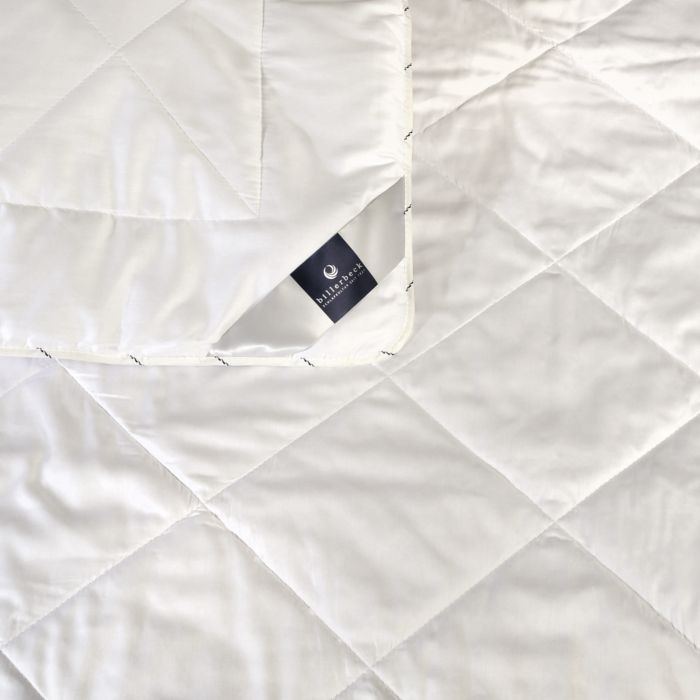 Billerbeck Jorgan Fergi, Divlja svila, Bijeli