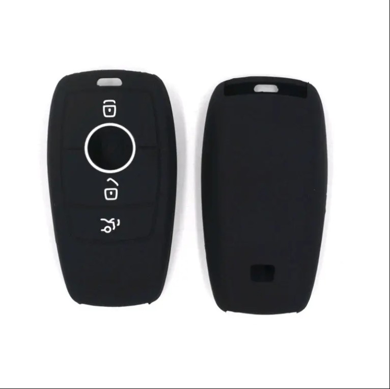 Navlaka Za Ključ Silikonska Mercedes Tip 3 Crna (Tri Tipke)