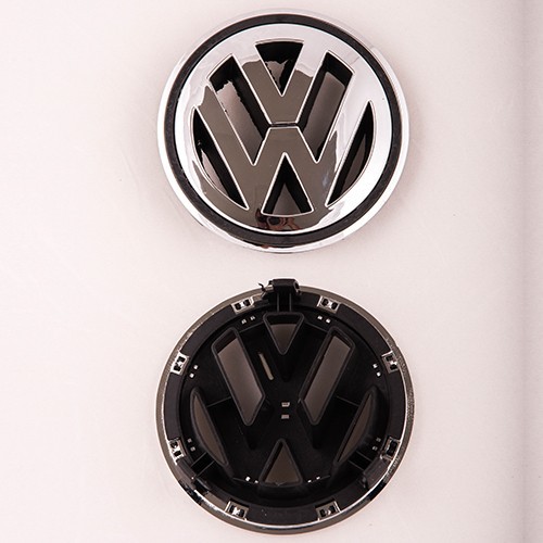 Oznaka Plastična Vw Passat 2005 Do 2010 Prednja Fi145Mm