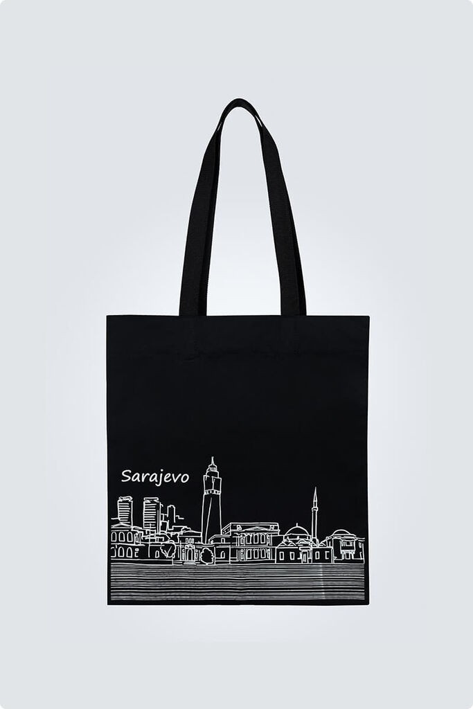 Moyo Torba City, Crna