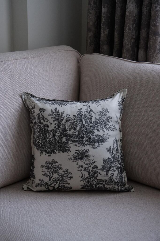 Aberto Design Dekorativna jastučnica BST061, 45 x 45 cm, Crno-bijela