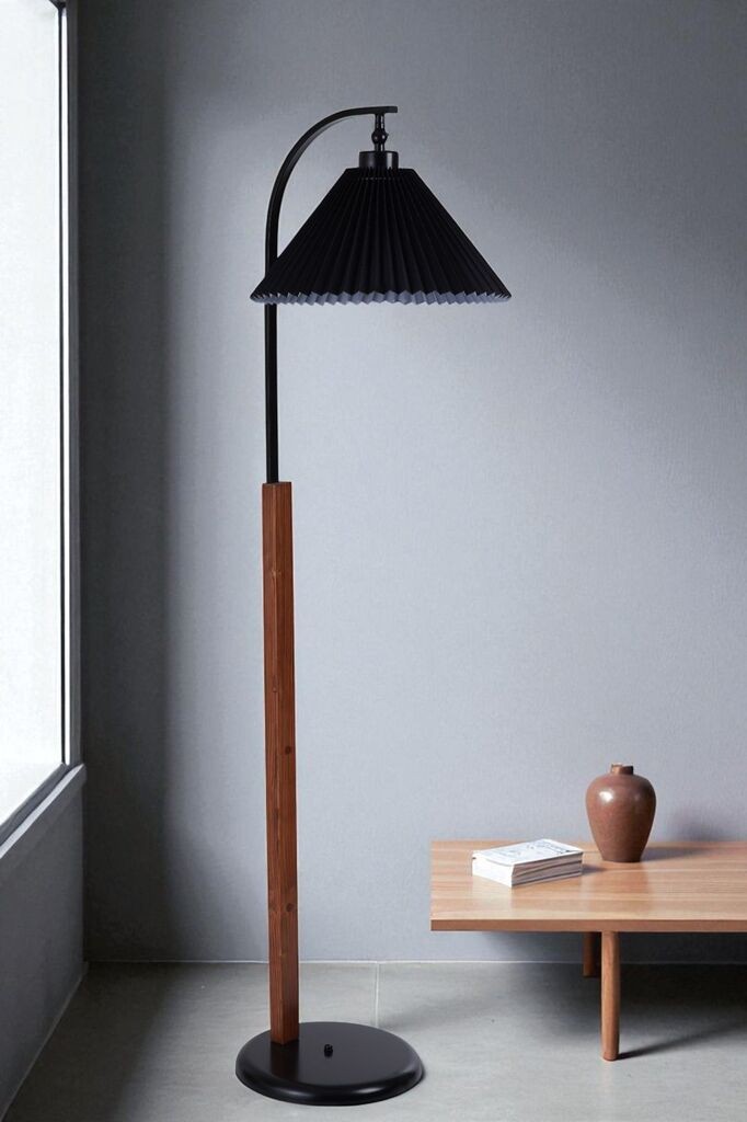 Opviq podna lampa 8953-2, crna