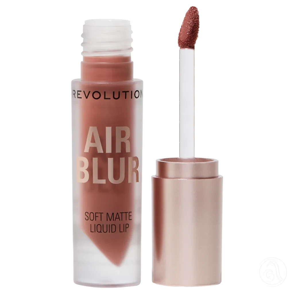 Revolution Mat ruž za usne Air Blur, 3,5 ml, Whisper