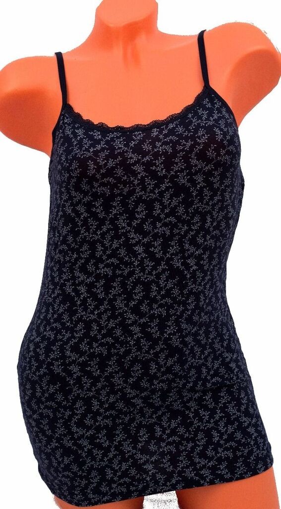 Ženska spavaćica, Crna