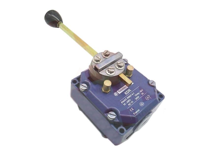 Schneider Electric Upravljačka Palica XDRB14, Fi 30mm 2 Smjera Sa Povratom 1NO Po Smjeru