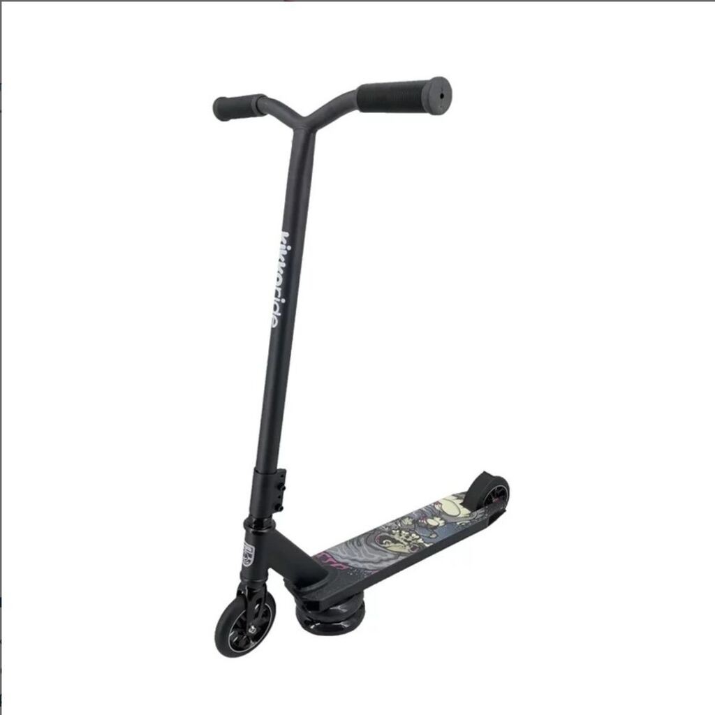 Kikka boo Romobil, Crni