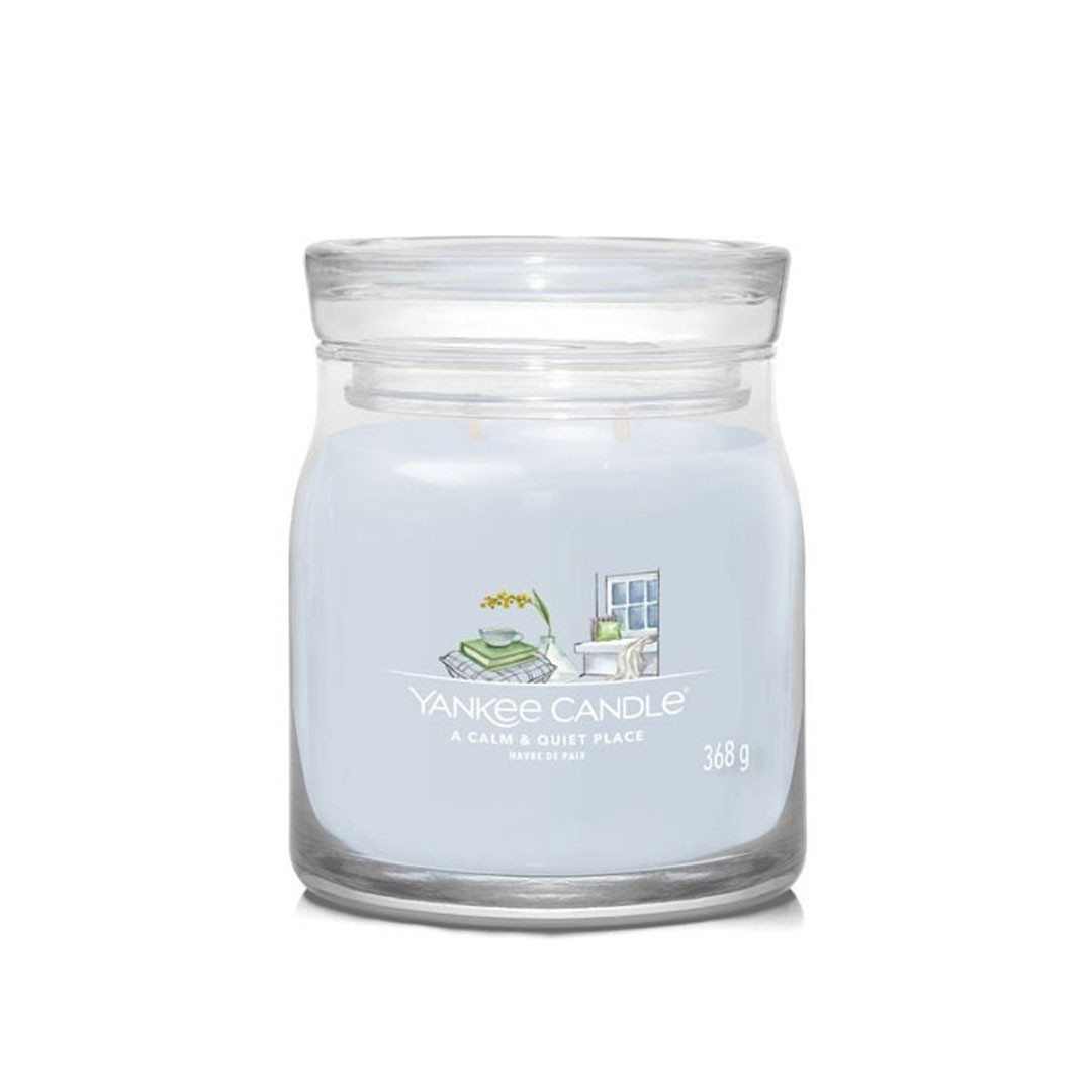 Yankee Candle Mirisna svijeća M A Calm & Quiet place, Plava