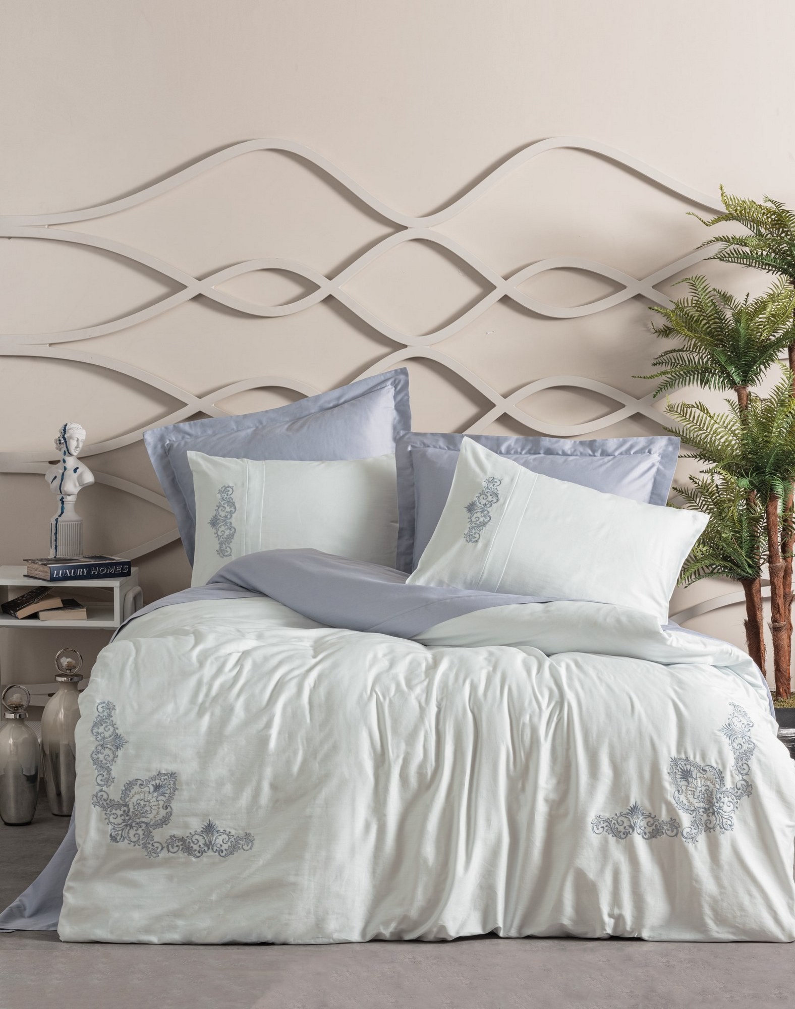 L'essentiel Maison set posteljine Biana, 200x220 cm, sivo-bijela