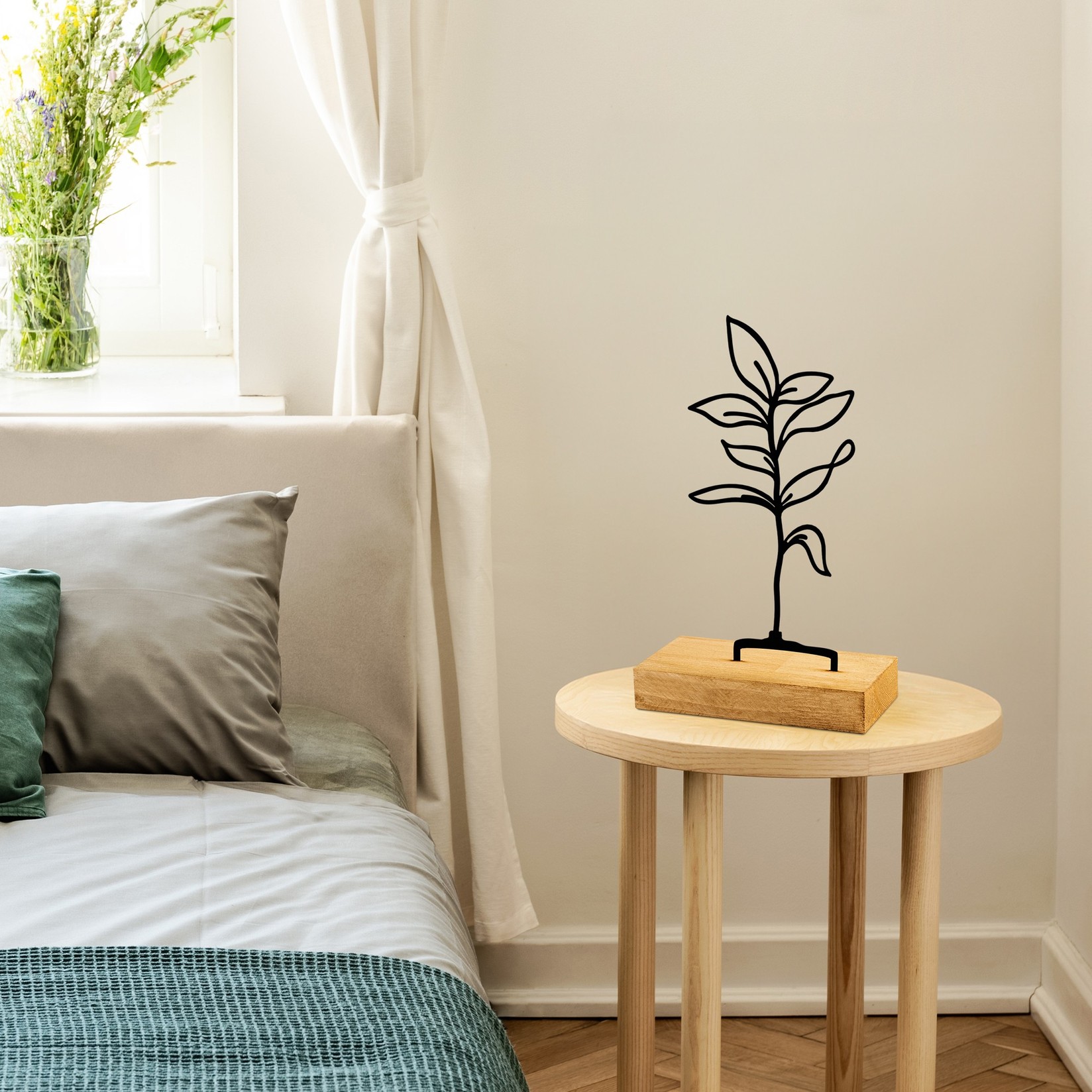 Aberto Design Dekorativna figura Sadnica, 28x8x17 cm, Crna