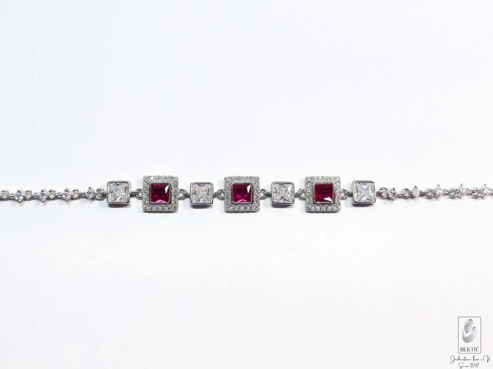 Narukvica srebro 925 sa cirkonima