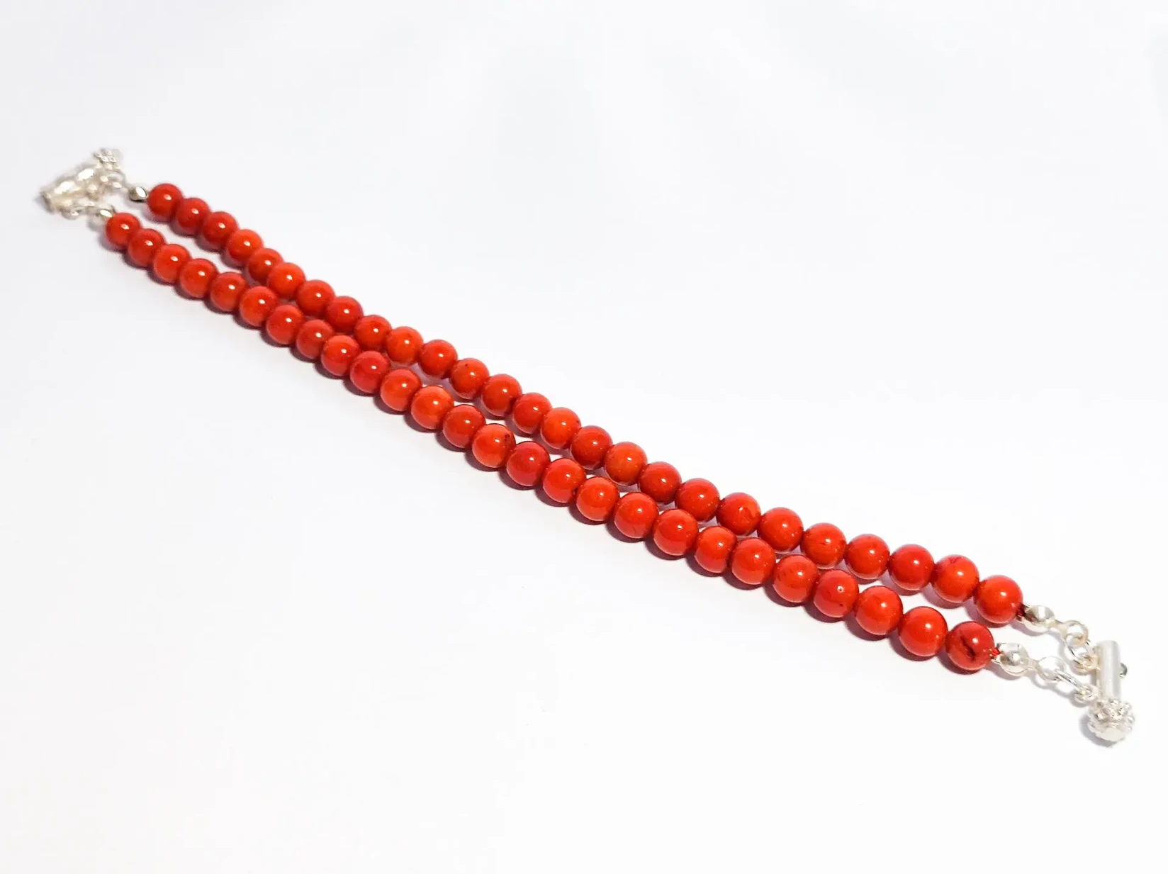 Narukvica koral sa srebrom ručni rad, Crvena