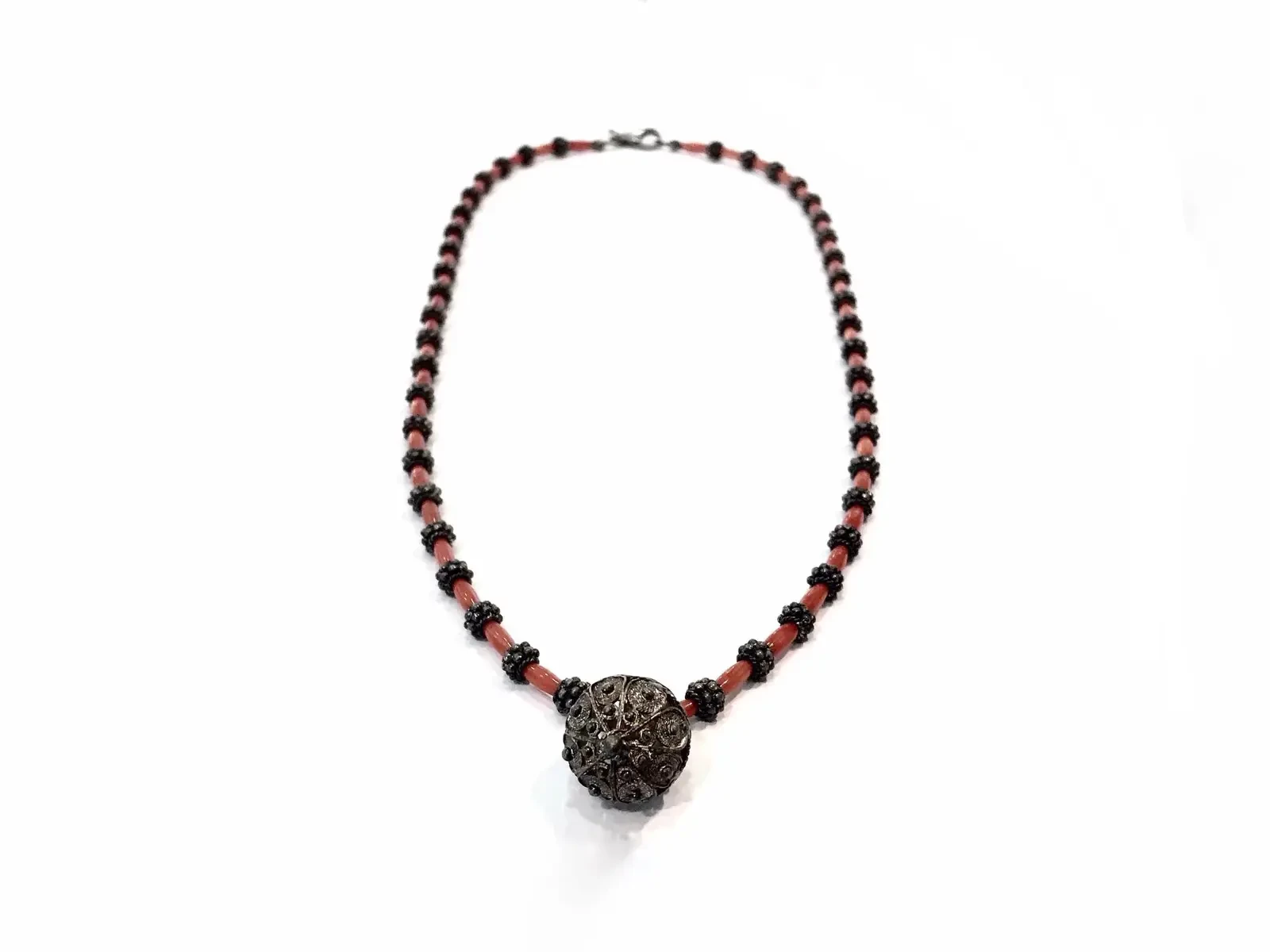 Ogrlica koral sa srebrom ručni rad, Crvena