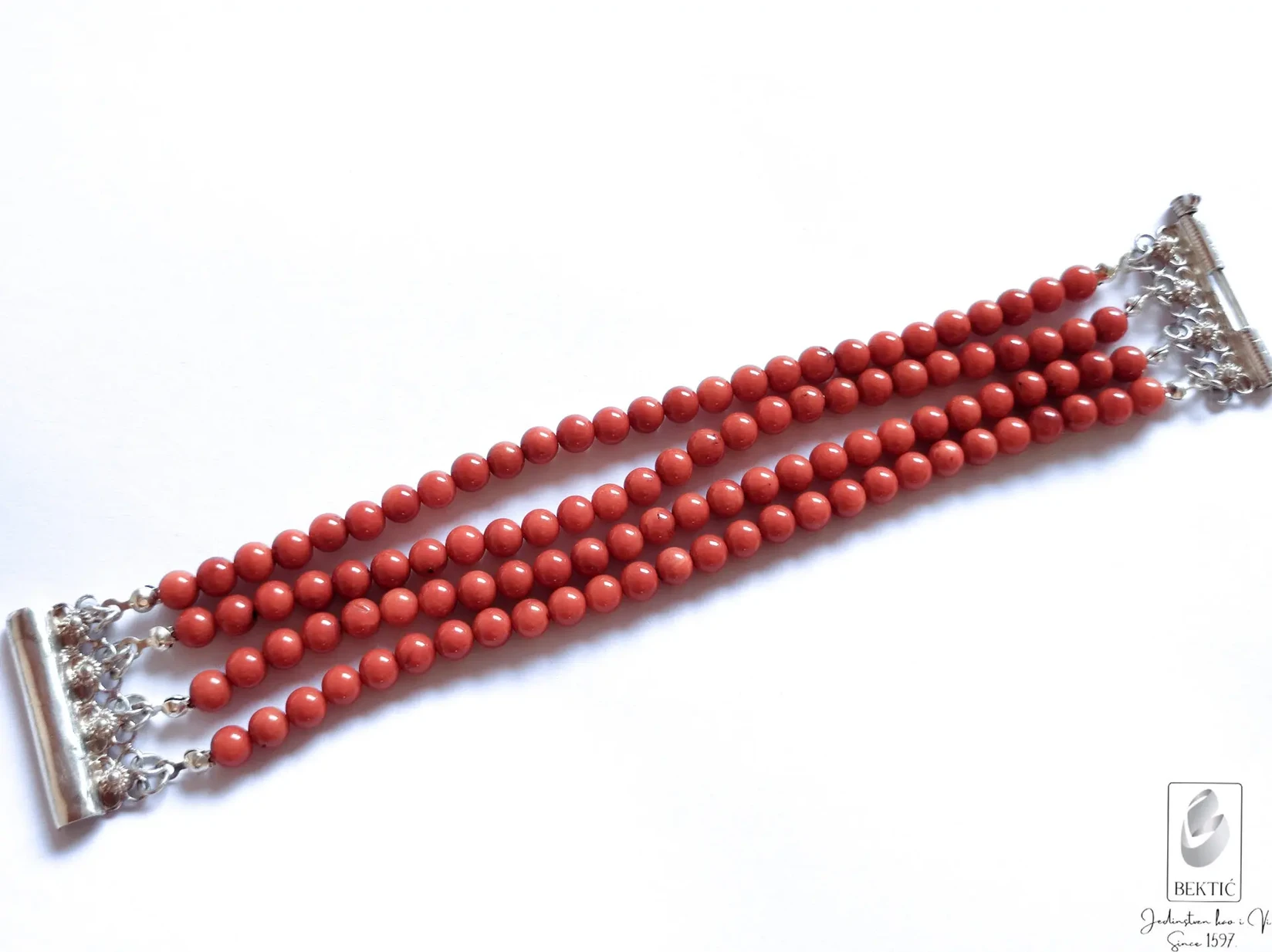 Narukvica koral sa srebrom ručni rad, Crvena