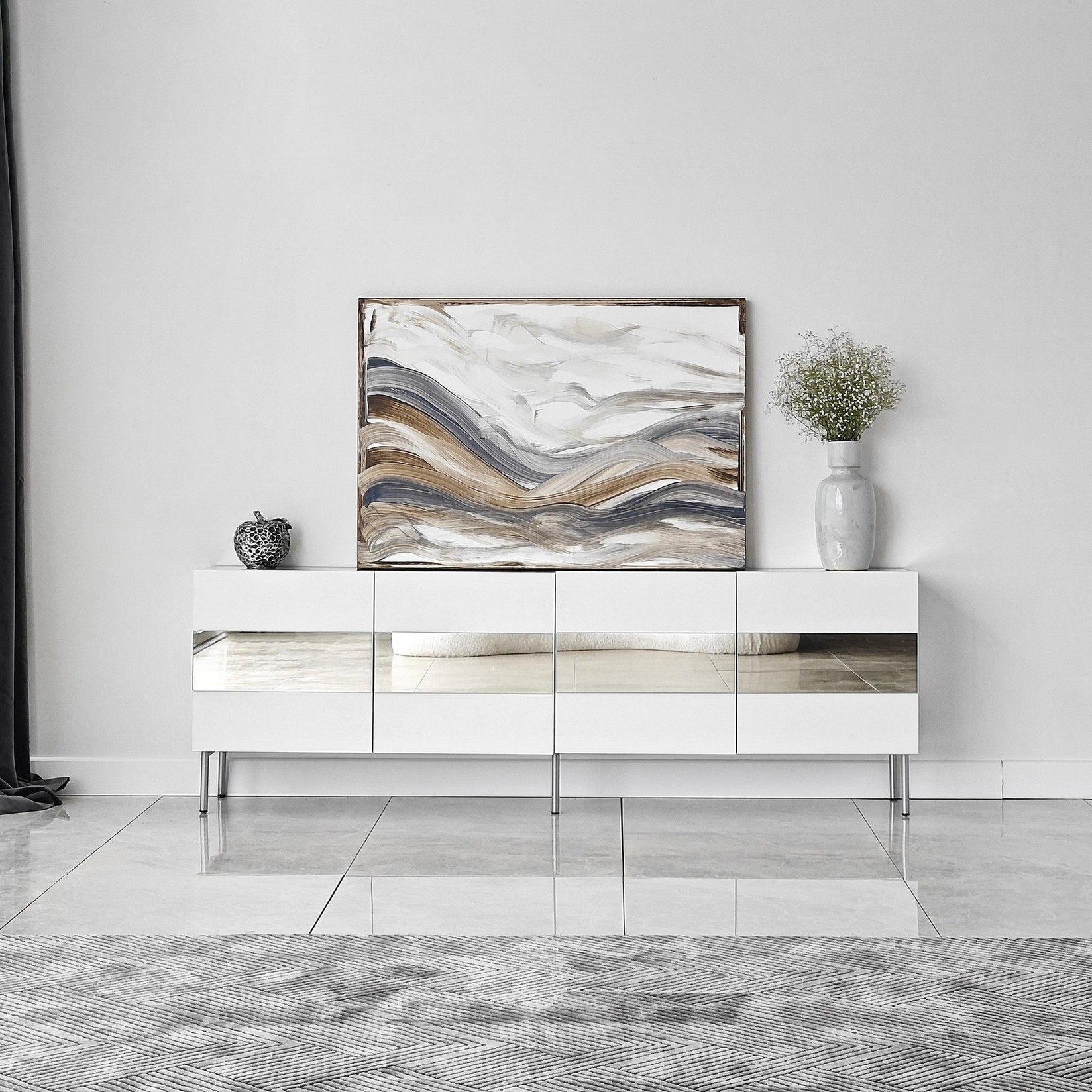 Hanah kućna TV komoda Leon bijelo-srebrna