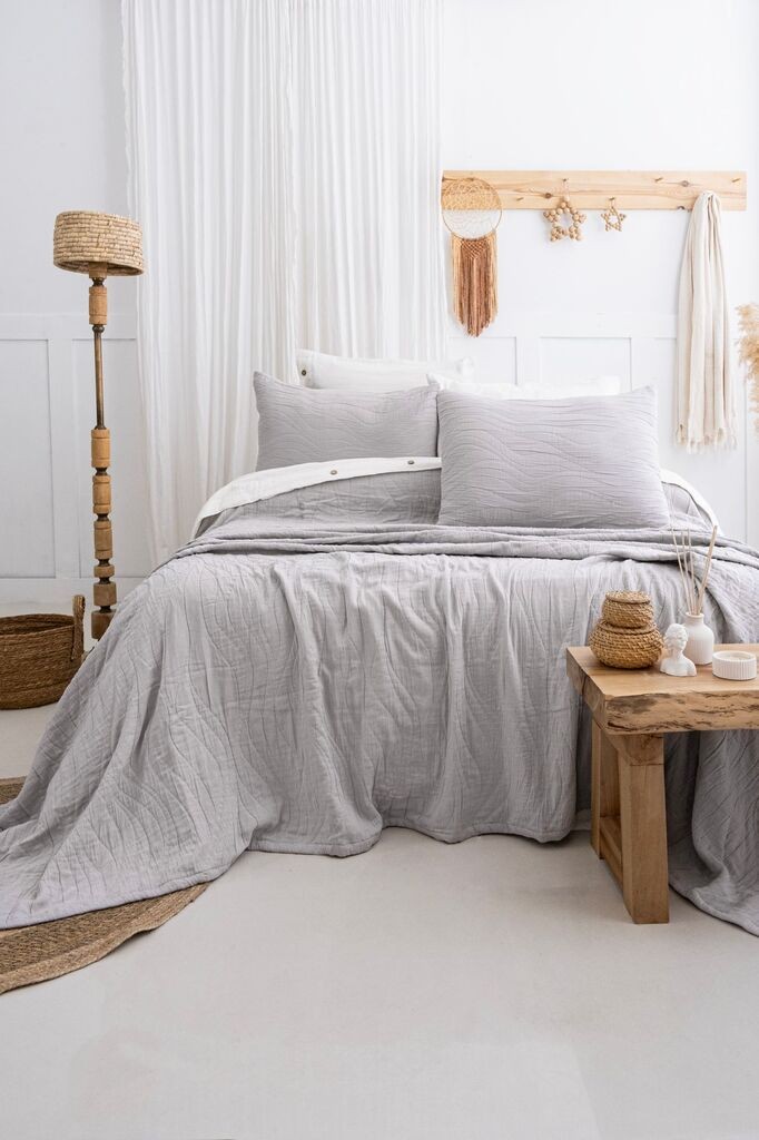L'essentiel Maison Prekrivač za krevet Janna, svijetlo siva